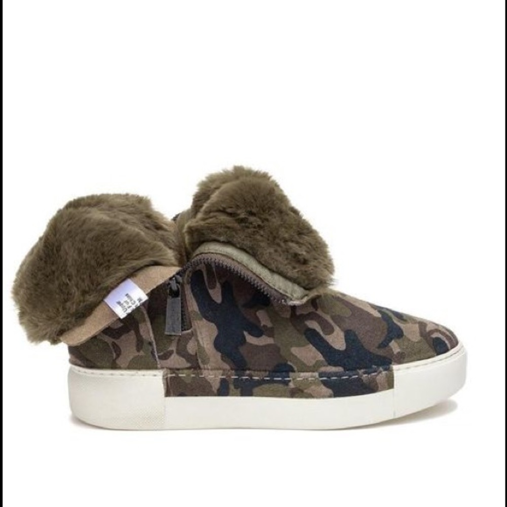 J/Slides Victory Camouflage Platform Suede Zip Si… - image 1